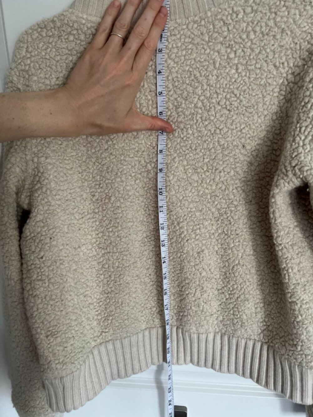 Club Monaco Boucle Sweater Size Small - Picture 7 of 8